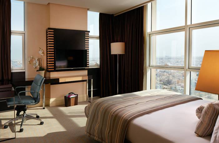 Imagen de la habitación del Hotel Millennium and Convention Centre Kuwait. Foto 2