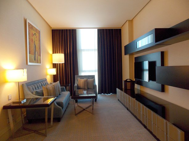 Imagen de la habitación del Hotel Millennium and Convention Centre Kuwait. Foto 8