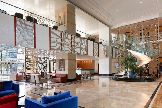 Imagen de los interiores del Hotel Millennium and Convention Centre Kuwait. Foto 18