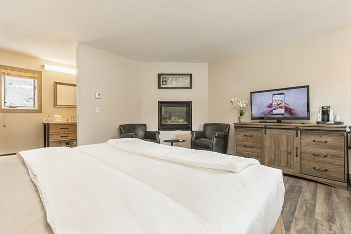 Imagen de la habitación del Hotel Miller Park Lodge. Foto 11