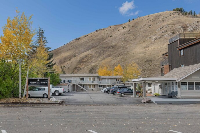Imagen general del Hotel Miller Park Lodge. Foto 9