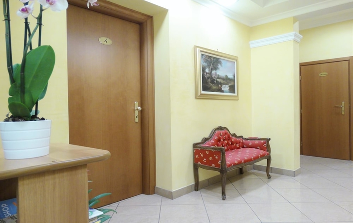 Imagen de los interiores del Hotel Millerose. Foto 15