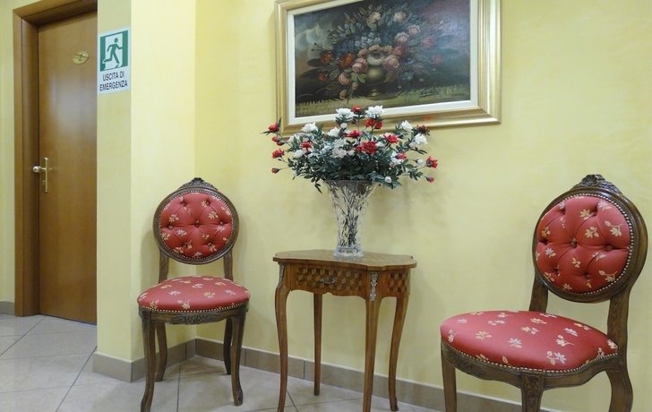 Imagen de los interiores del Hotel Millerose. Foto 19