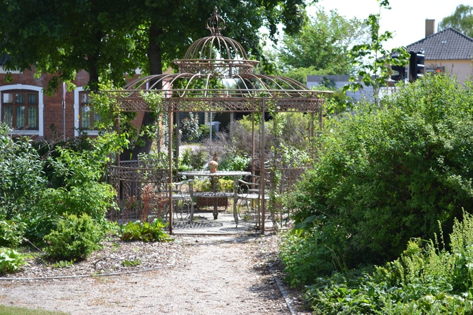 Imagen de los exteriores del Hotel Milling Park. Foto 12