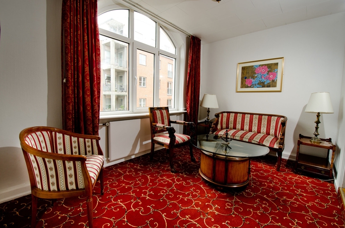 Imagen de los interiores del Hotel Milling Windsor. Foto 16