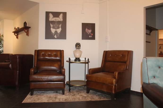 Imagen de los interiores del Hotel Millners Plaza. Foto 8