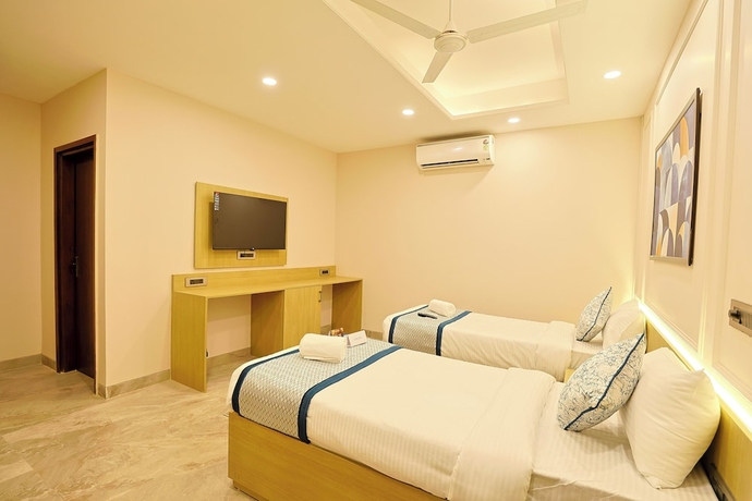 Imagen de la habitación del Hotel Millora Cyber Suites. Foto 3