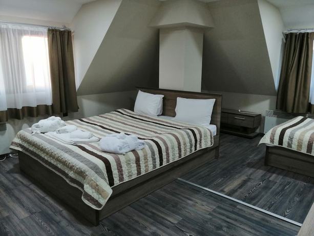 Imagen de la habitación del Hotel Milmari. Foto 5