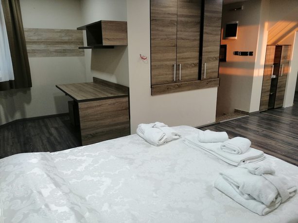 Imagen de la habitación del Hotel Milmari. Foto 20