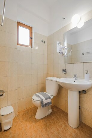Imagen general del Hotel Milo, Ksamil. Foto 3