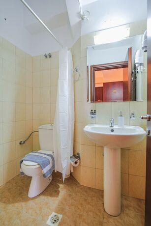 Imagen general del Hotel Milo, Ksamil. Foto 7