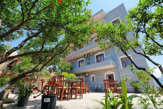 Imagen general del Hotel Milo, Ksamil. Foto 8