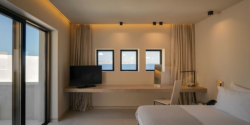 Imagen general del Hotel Milos Cove. Foto 1