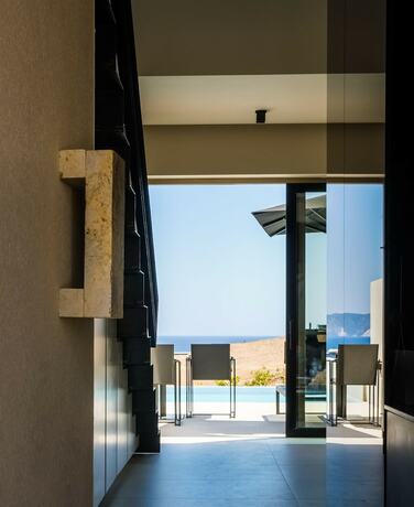 Imagen general del Hotel Milos Cove. Foto 7