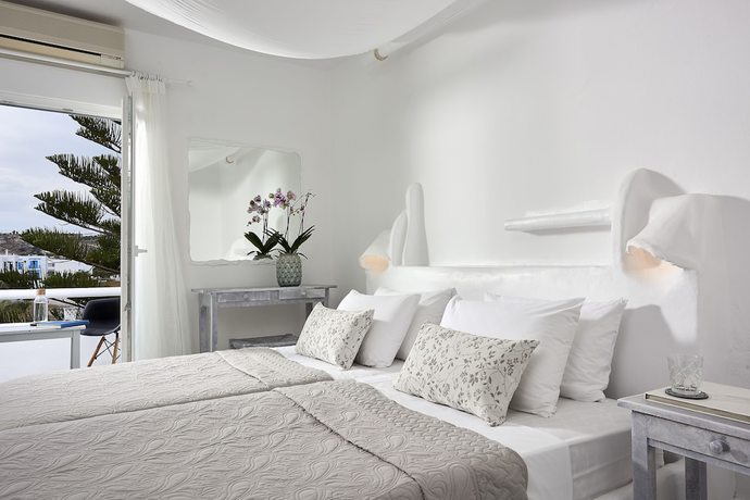 Imagen de la habitación del Hotel Milos. Foto 12