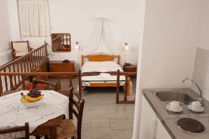 Imagen de la habitación del Hotel Milos Villas. Foto 5