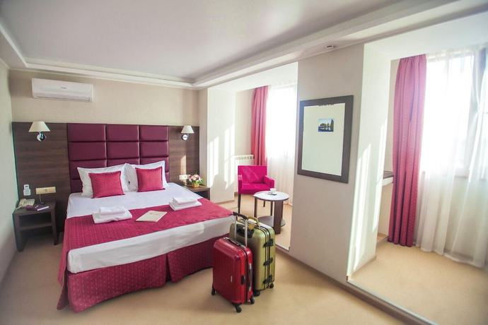 Imagen de la habitación del Hotel Milot. Foto 12