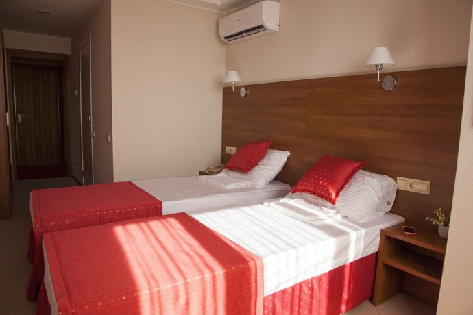 Imagen de la habitación del Hotel Milot. Foto 14