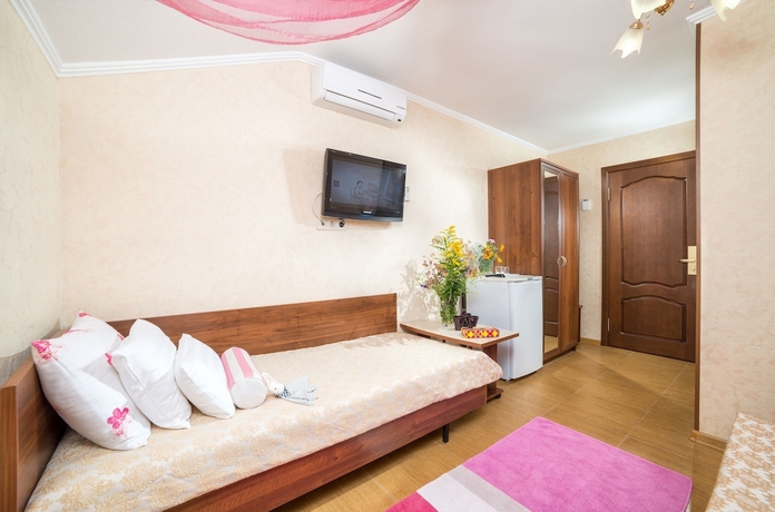 Imagen de la habitación del Hotel Milotel M+. Foto 11