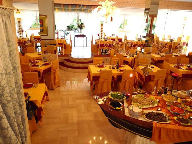 Imagen del bar/restaurante del Hotel Milton Boutique, Lido Di Jesolo. Foto 3