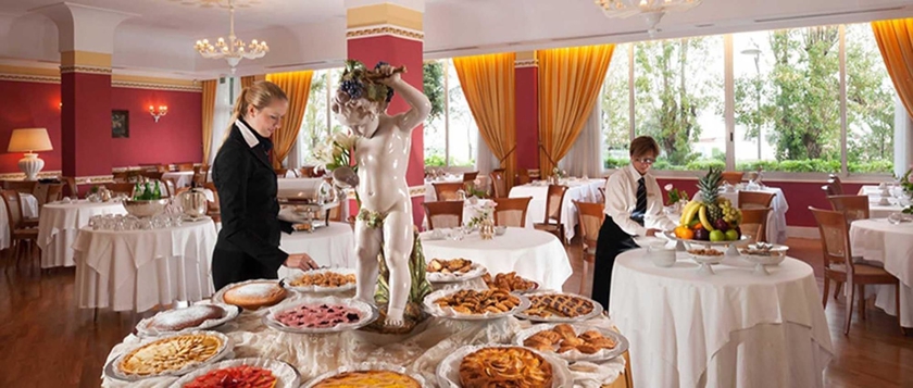 Imagen del bar/restaurante del Hotel Milton, Rimini. Foto 5