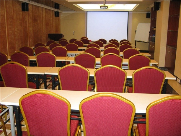Imagen de los interiores del Hotel Milu Hotel. Foto 7