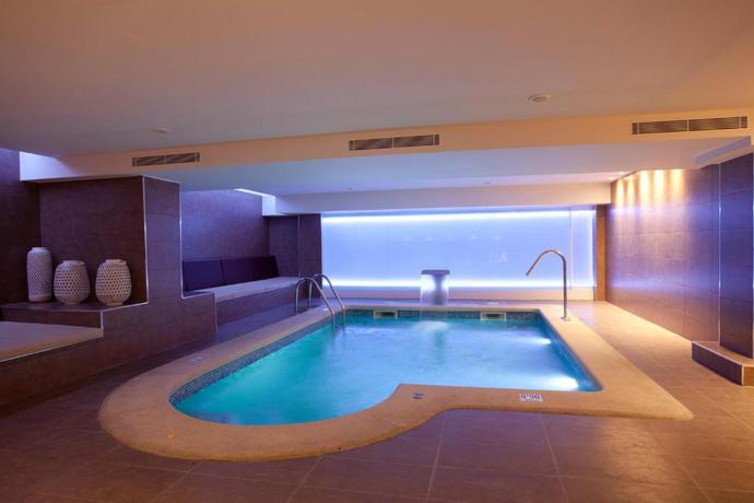 Imagen de los interiores del Hotel Mim Mallorca - Adults Only. Foto 23