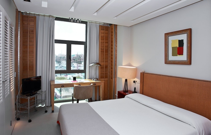 Imagen de la habitación del Hotel Mim Sotogrande. Foto 9