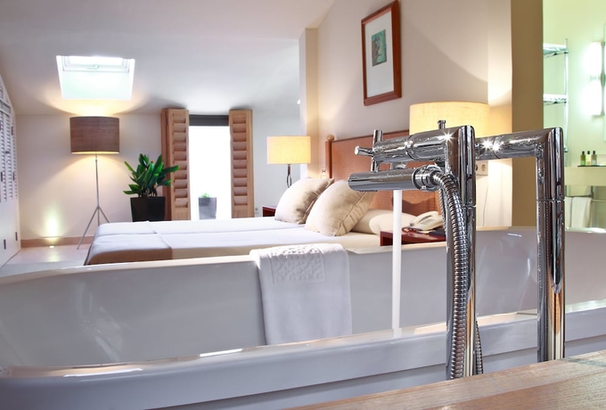 Imagen de la habitación del Hotel Mim Sotogrande. Foto 12