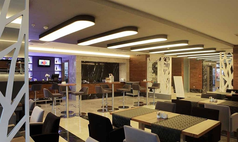 Imagen del bar/restaurante del Hotel Mimi Ankara. Foto 7