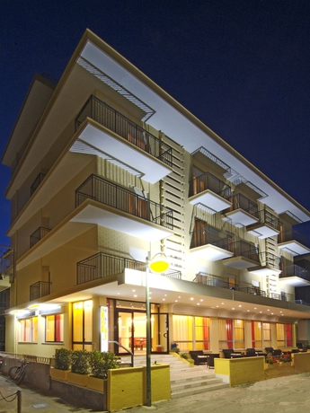 Imagen general del Hotel Mimosa, Costa de Rimini. Foto 1