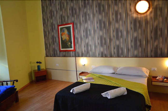 Imagen de la habitación del Hotel Mimosa, Plaza Navona. Foto 14