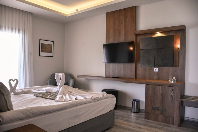 Imagen general del Hotel Mimoza Beach, Yeni Iskele. Foto 9