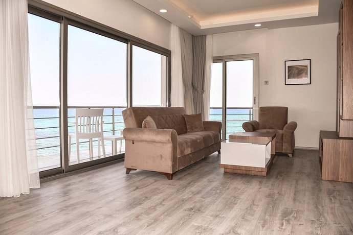 Imagen general del Hotel Mimoza Beach, Yeni Iskele. Foto 4