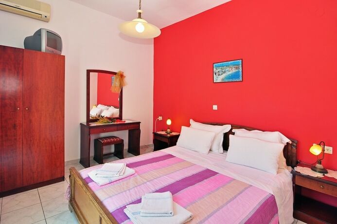 Imagen de la habitación del Hotel Mimoza Rooms. Foto 15