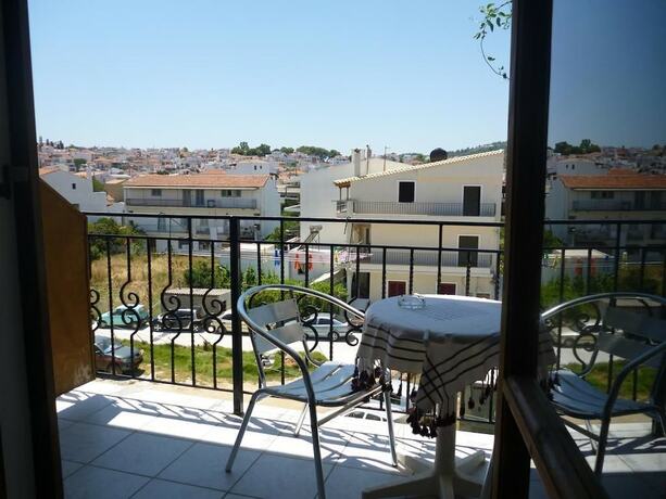 Imagen de la habitación del Hotel Mimoza Studios, Skíathos. Foto 14