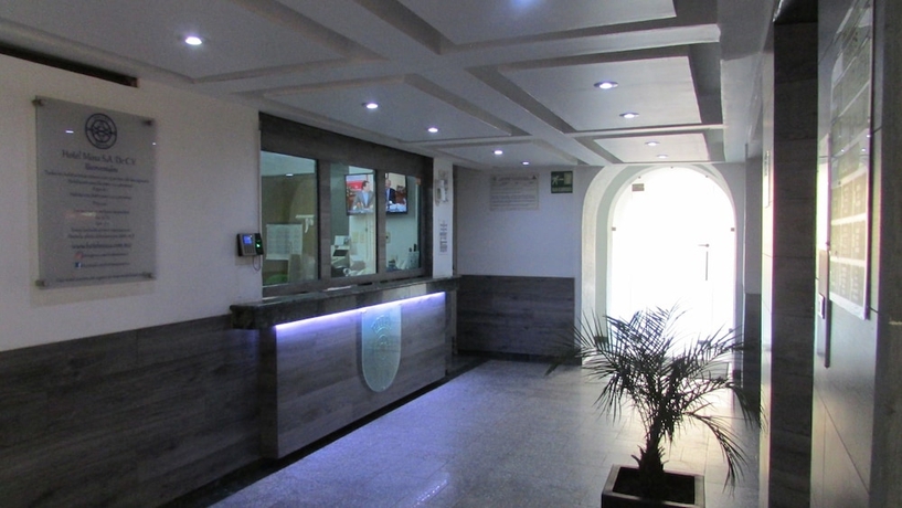 Imagen de los interiores del Hotel Mina. Foto 17