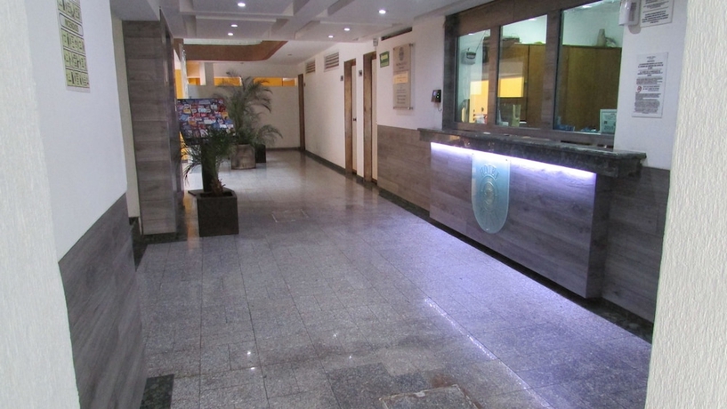 Imagen de los interiores del Hotel Mina. Foto 18