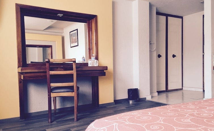 Imagen de la habitación del Hotel Mina. Foto 6