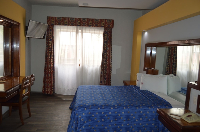 Imagen de la habitación del Hotel Mina. Foto 9