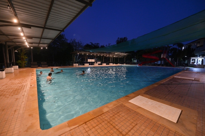 Imagen de la piscina del Hotel Mina Resort and spa. Foto 14