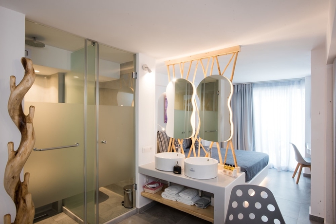 Imagen de la habitación del Hotel Mina Studios. Foto 6
