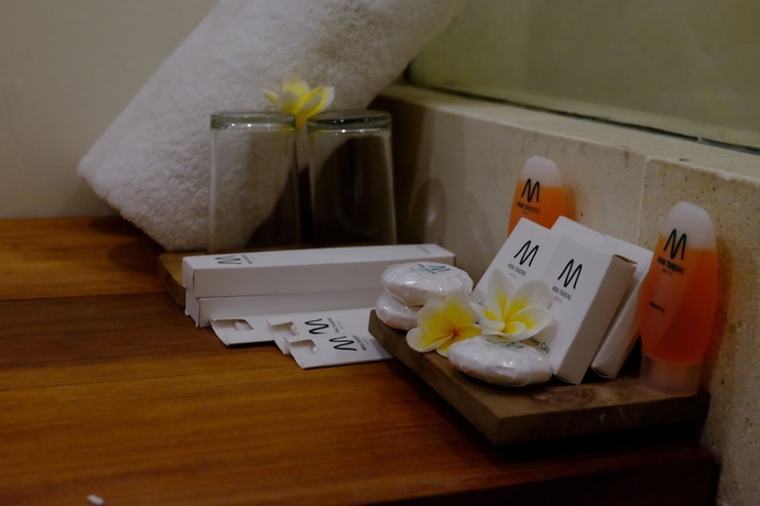 Imagen de la habitación del Hotel Mina Tanjung. Foto 15