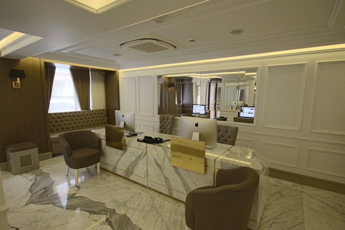 Imagen de los interiores del Hotel Mina – Special Class. Foto 13