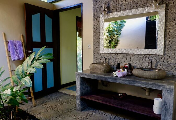 Imagen general del Hotel Minabali Bunga'lo. Foto 17