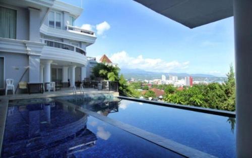 Imagen general del Hotel Minahasa. Foto 3