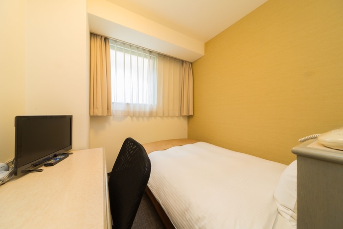 Imagen de la habitación del Hotel Minamisenri Crystal. Foto 10