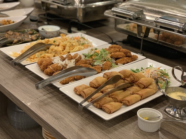 Imagen del bar/restaurante del Hotel Minamisenri Crystal. Foto 4