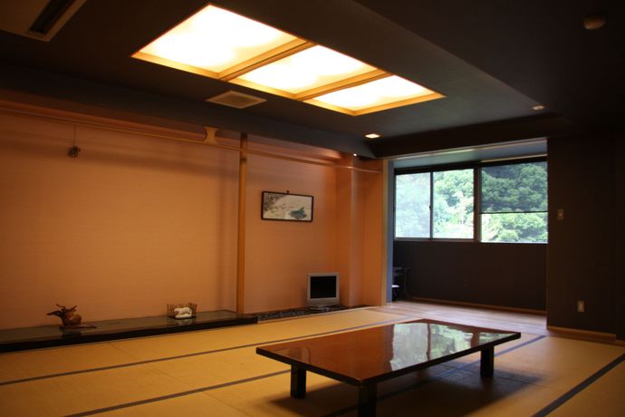 Imagen de la habitación del Hotel Minamitei. Foto 8