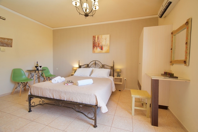 Imagen de la habitación del Hotel Mina's Apartments. Foto 17